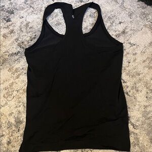 Lululemon black tank